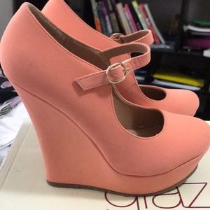 Peach closed-toe wedges